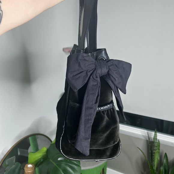 ꧁ Black, Silver, & Gold Vintage Velour Juicy Couture Daydreamer Tote ꧂ - Picture 4 of 6